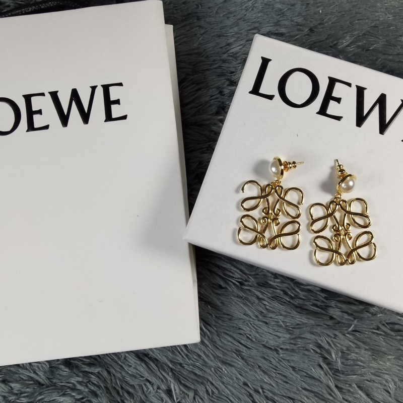 l*ew*